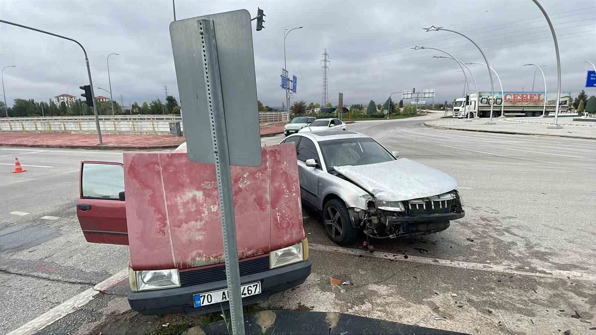 Karaman’da otomobiller çarpıştı: 1 yaralı