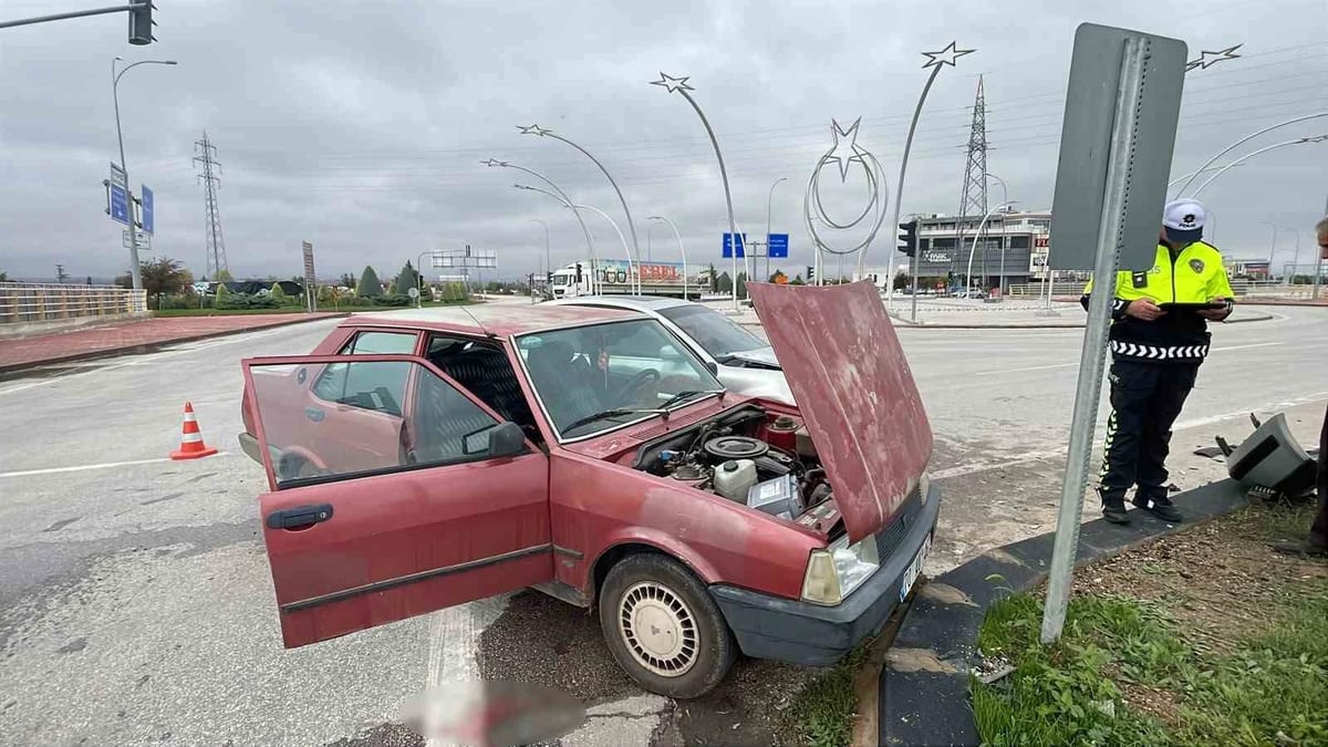 Karaman’da otomobiller çarpıştı: 1 yaralı
