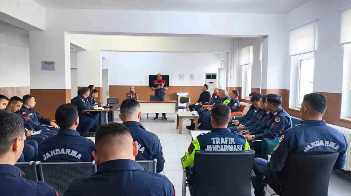 Köşk’te taklit ve tağşiş ürünlerle mücadele için jandarmaya eğitim