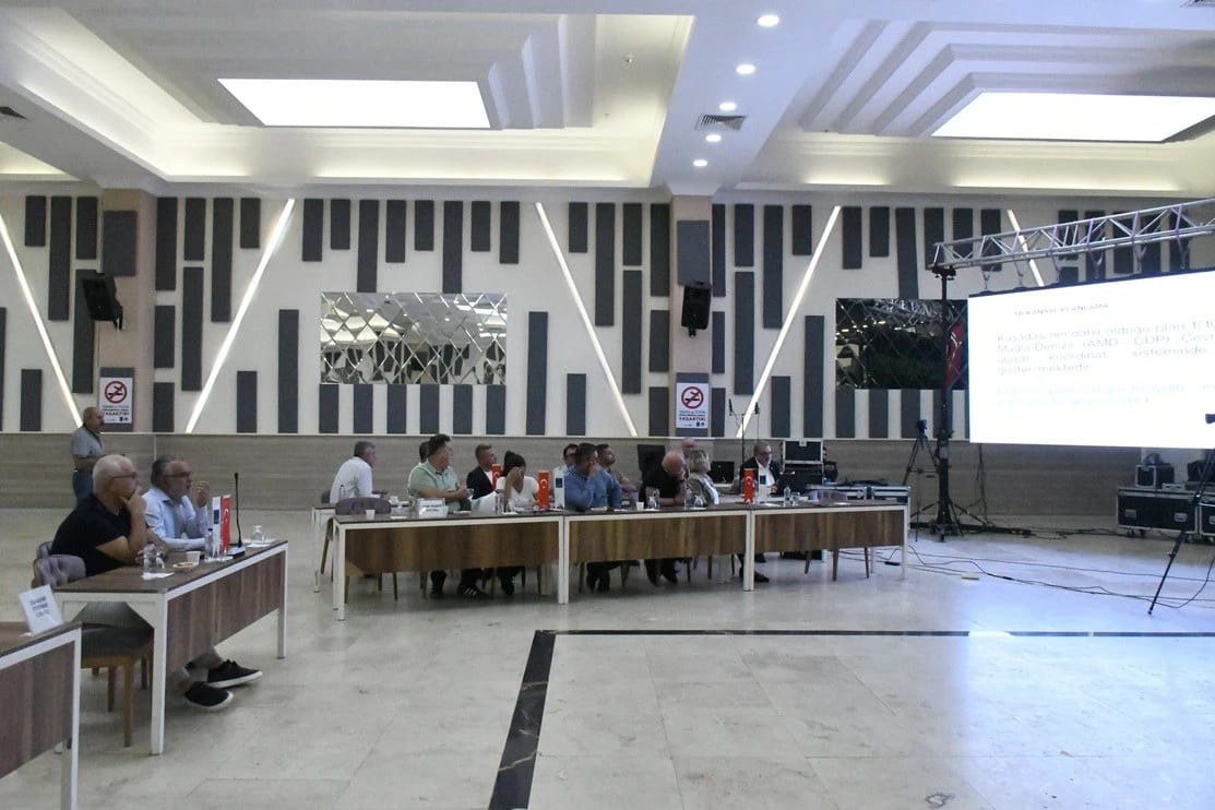 Kuşadası’nda 20 yılda 30 bin dönüm tarım alanı azaldı