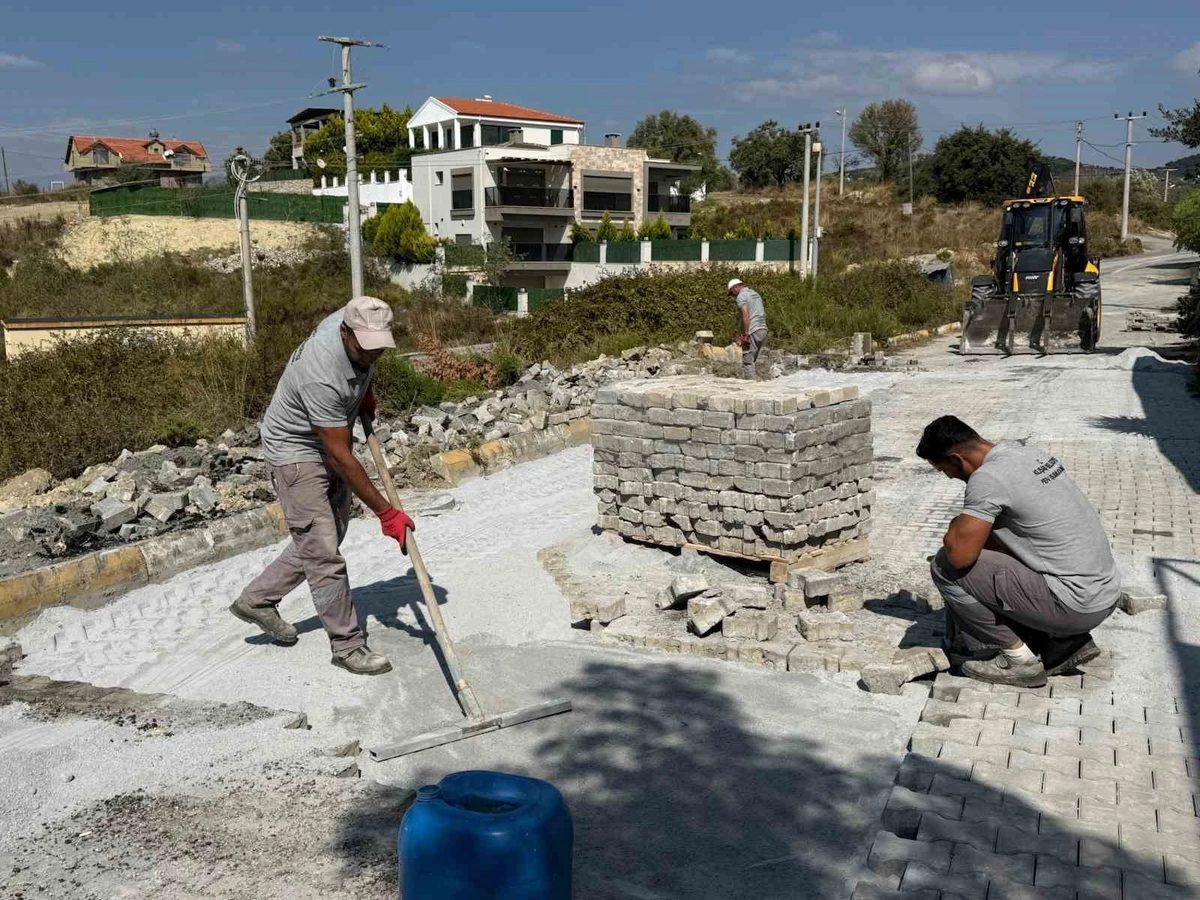 Kuşadası’nda ekipler 56 noktada sahaya indi