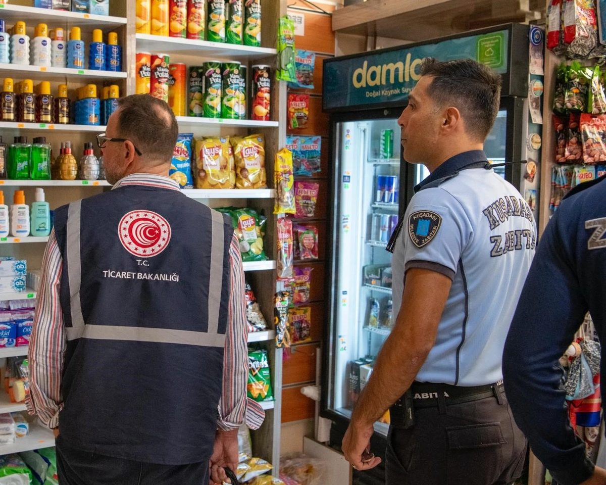 Kuşadası’nda ticari işletmelere sıkı denetim
