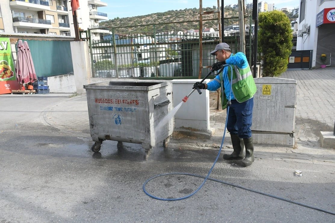 Kuşadası’nın dar sokakları ’Küçük Dev’e emanet