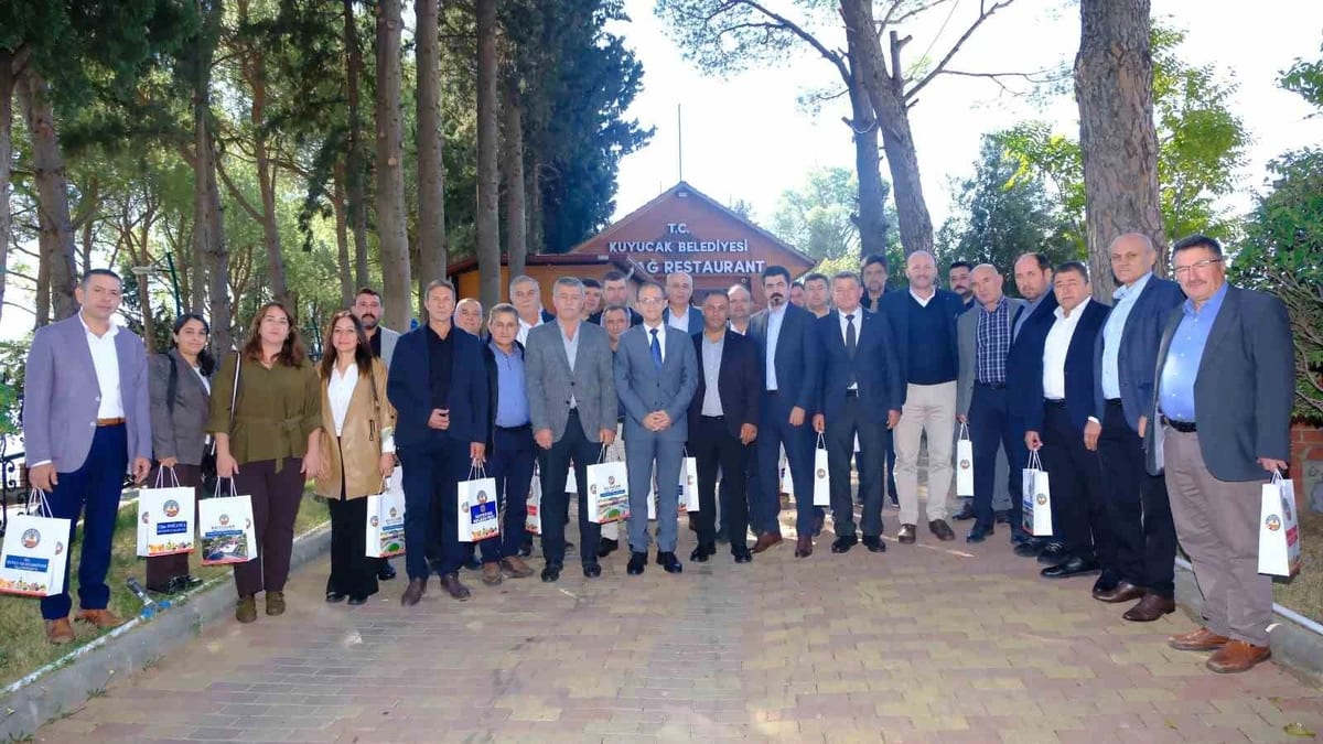 Kuyucak’ta muhtarlar unutulmadı