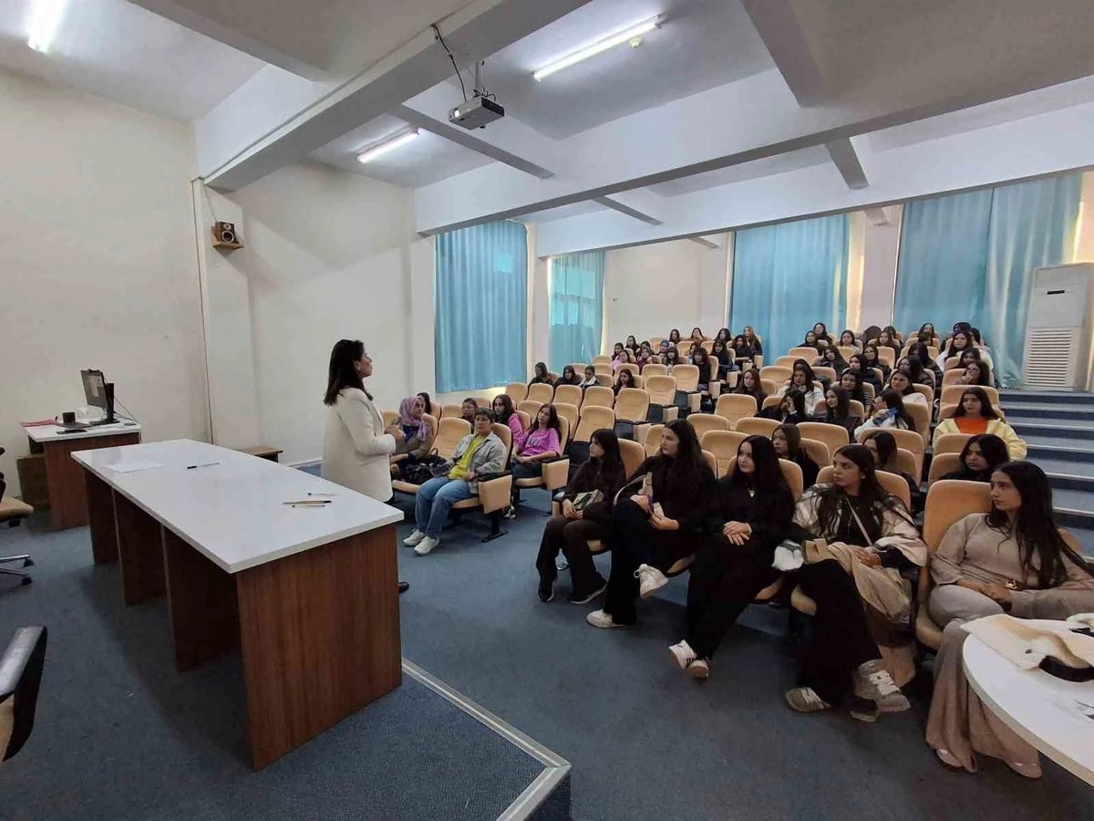 Liseli öğrenciler ADÜ’nün eğitim imkanlarını yerinde gördü