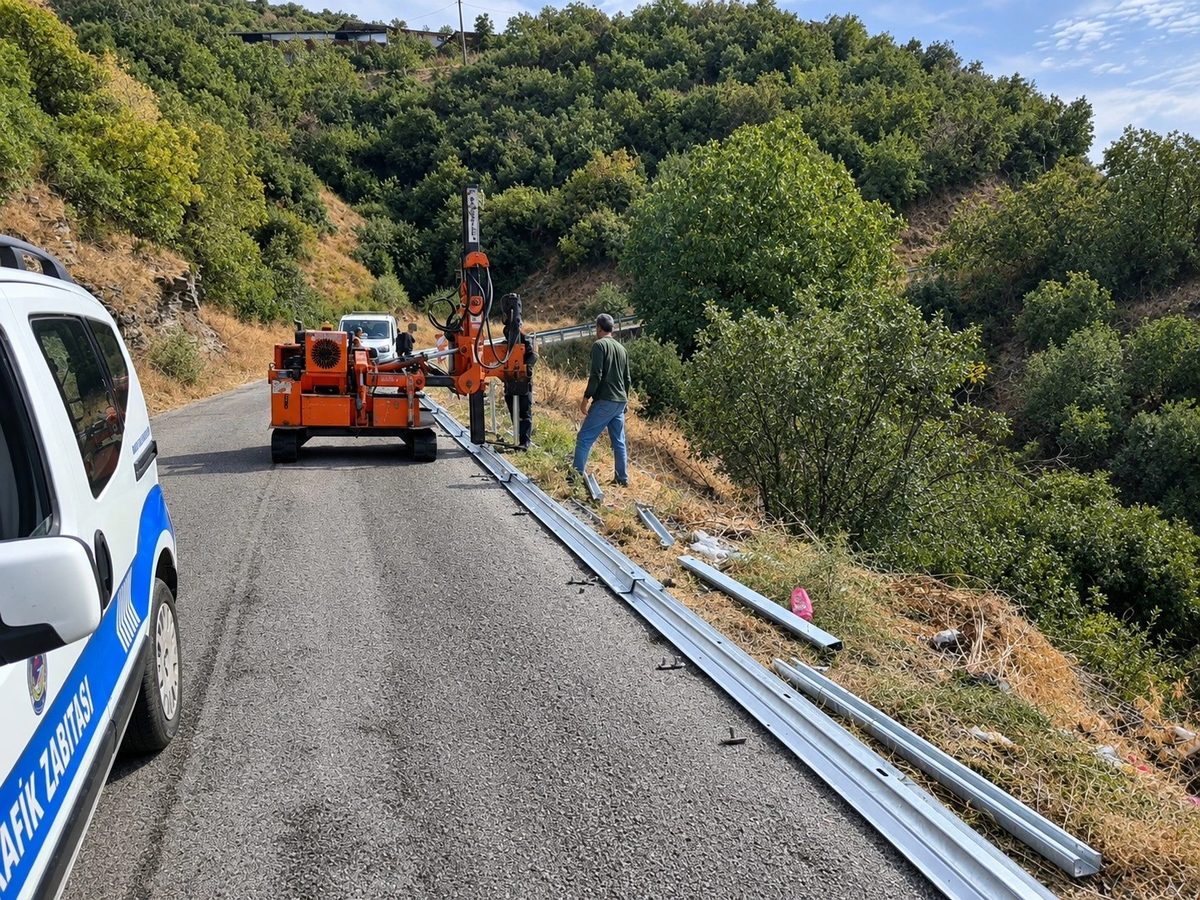 Manisa’da yollara 33 bin metre oto korkuluk