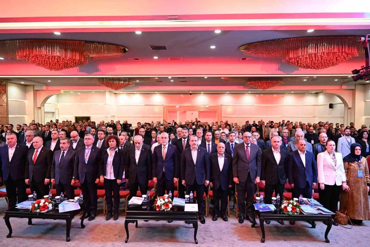 Memur-Sen Genel Başkanı Yalçın: "İklim krizinin etkileri arttıkça güçlü kamu hizmetlerine duyulan ihtiyaç da artmaktadır"