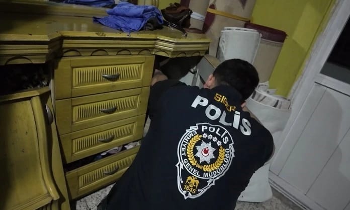 Mersin’de 3,5 milyar liralık yasa dışı bahis ve dolandırıcılık operasyonu
