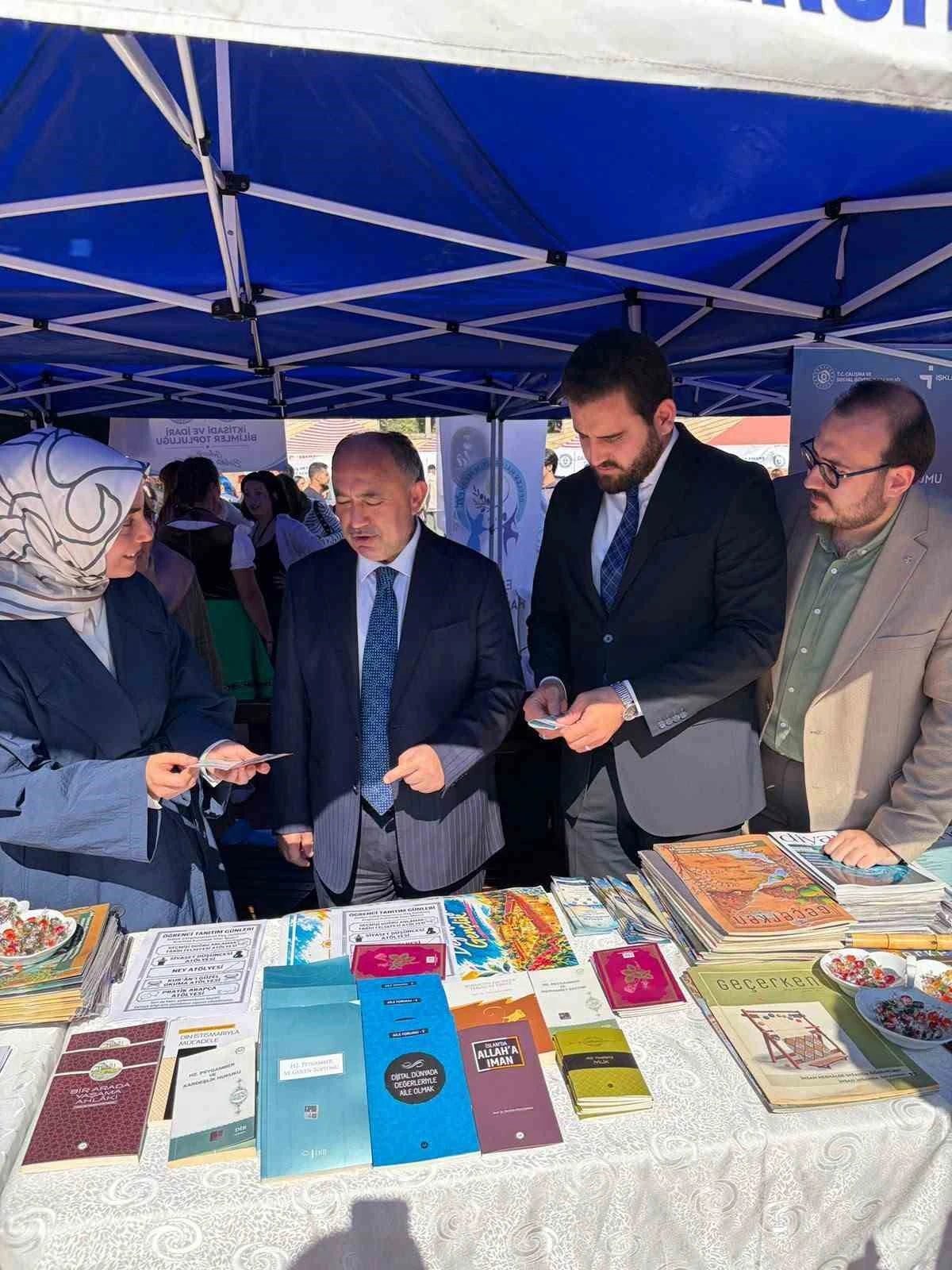 Müftülük Gençlik Koordinatörlüğü öğrencilere gençlik faaliyetlerini tanıttı
