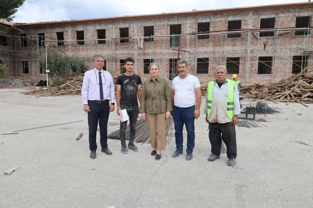 Nazilli’de iki okulda deprem güçlendirmesi sürüyor