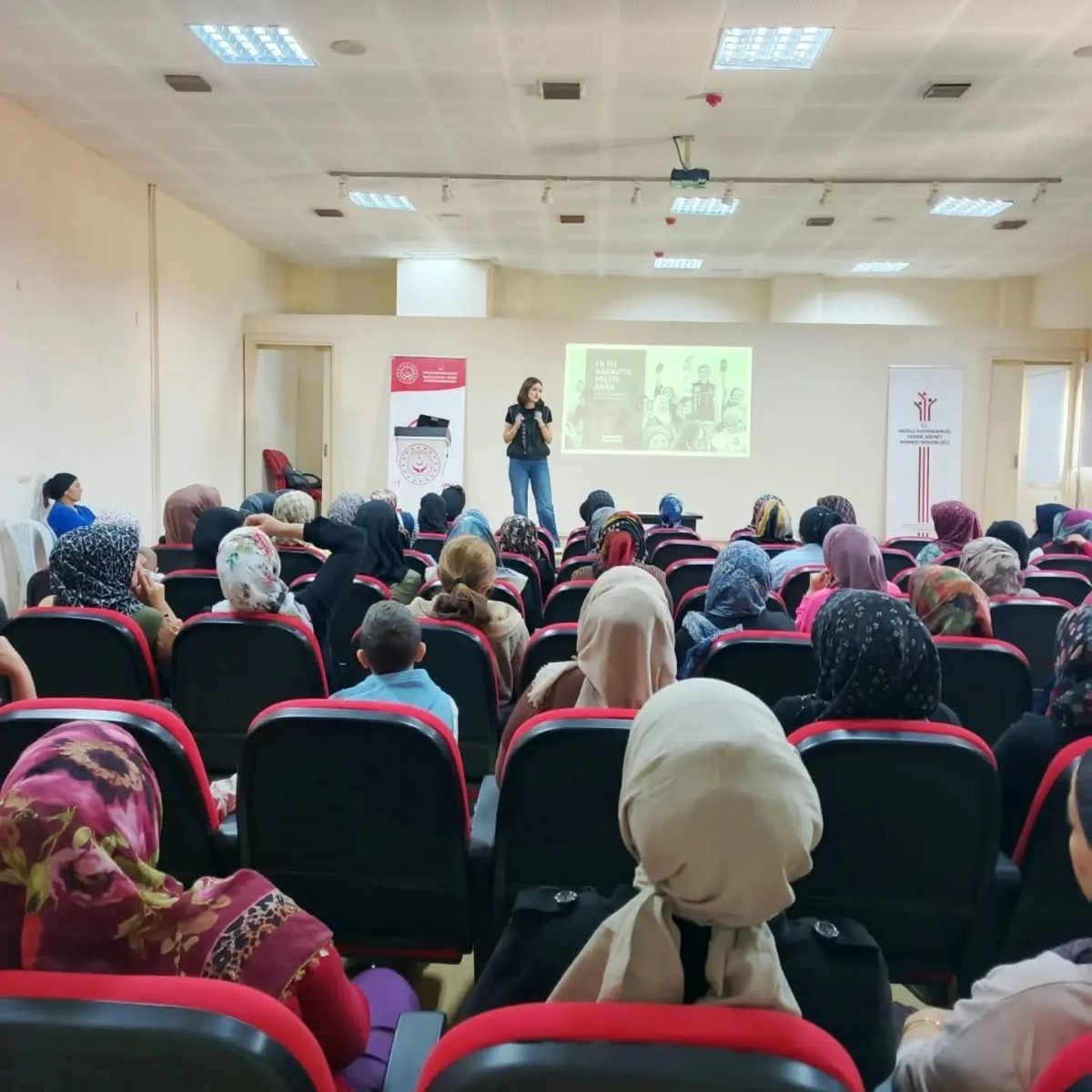 Nazilli’de kadınlara sağlık, güvenlik ve mahremiyet eğitimi