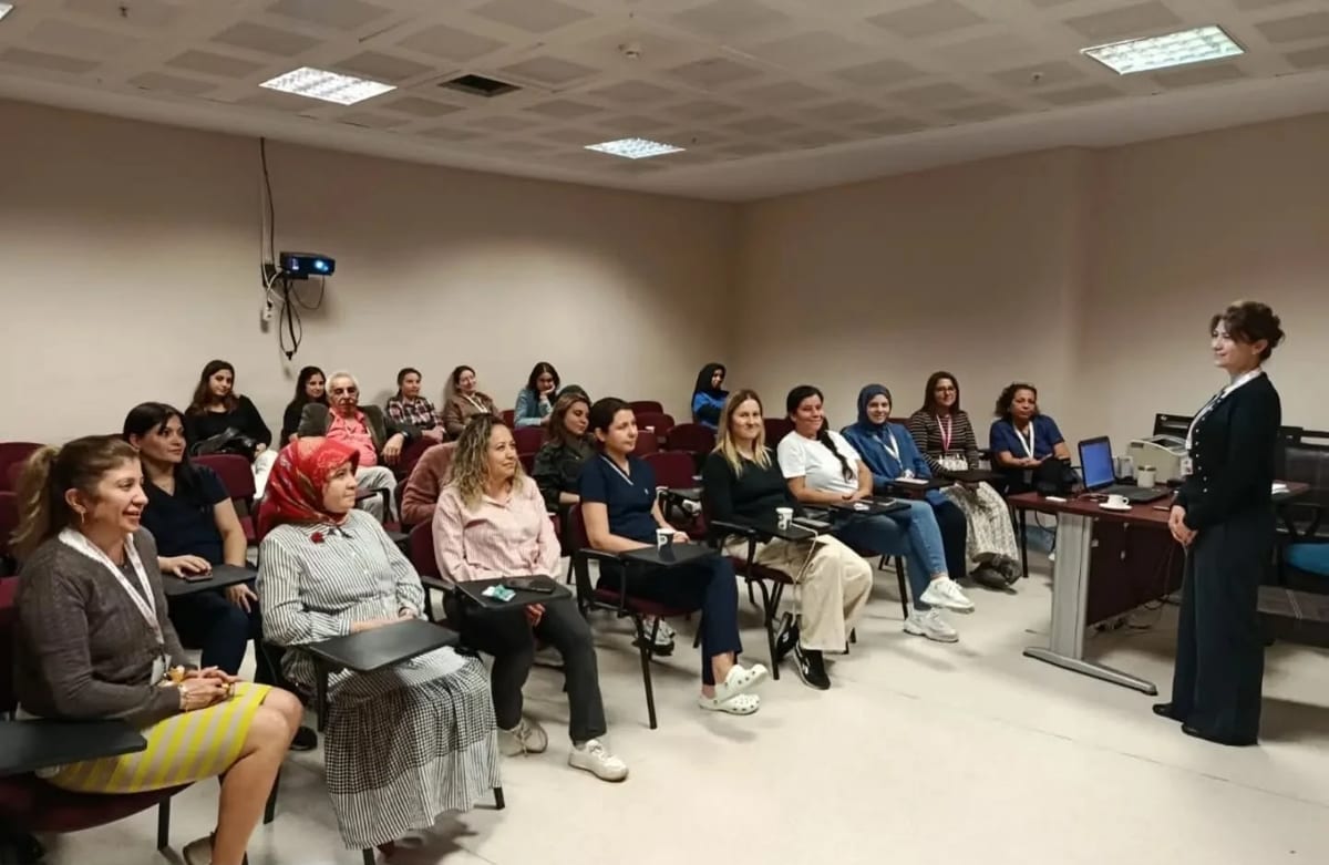Nazilli’de sağlık çalışanları bilgilerini tazeledi