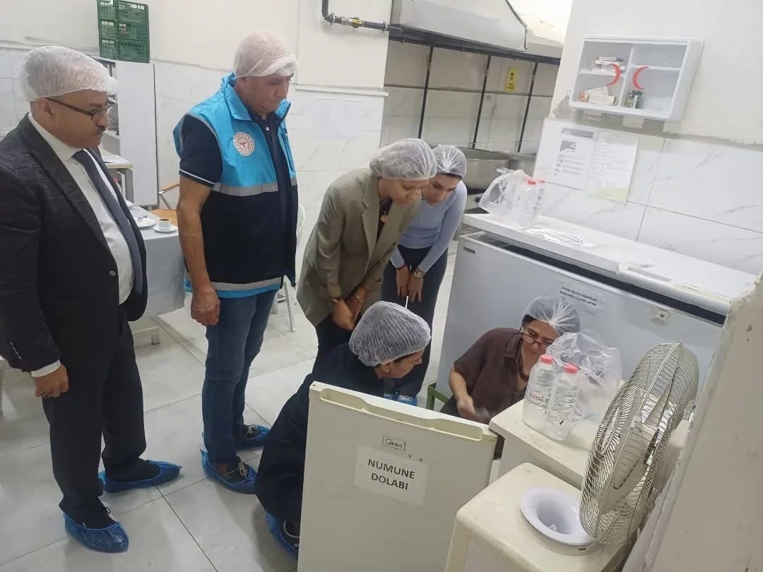 Nazilli’de yemekhaneli kurumlar Tarım ve Sağlık ekiplerince denetlendi