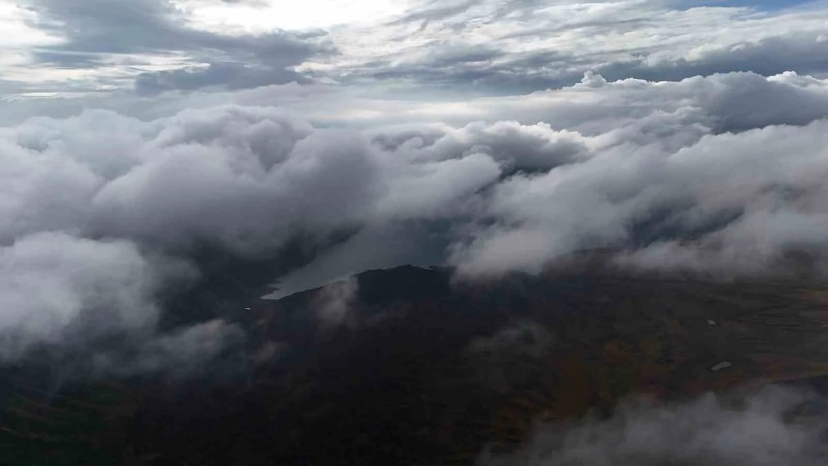 Nemrut Kalderası Milli Parkında bulutların dansı