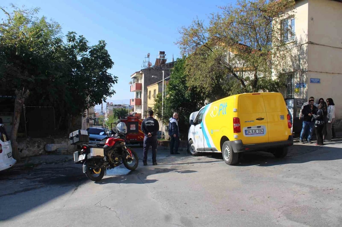 Para taşıyan araçtan dumanlar yükseldi, ekipler harekete geçti