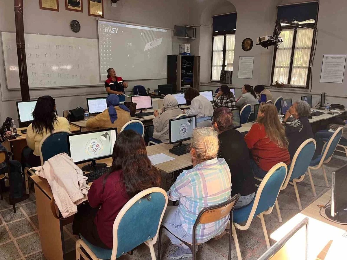 Söke’de Tarım Müdürlüğü kadınlara gıda muhafaza ve hijyen eğitimi verdi
