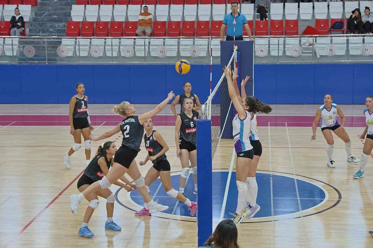 Söke’nin sultanlarından net galibiyet; 3-0