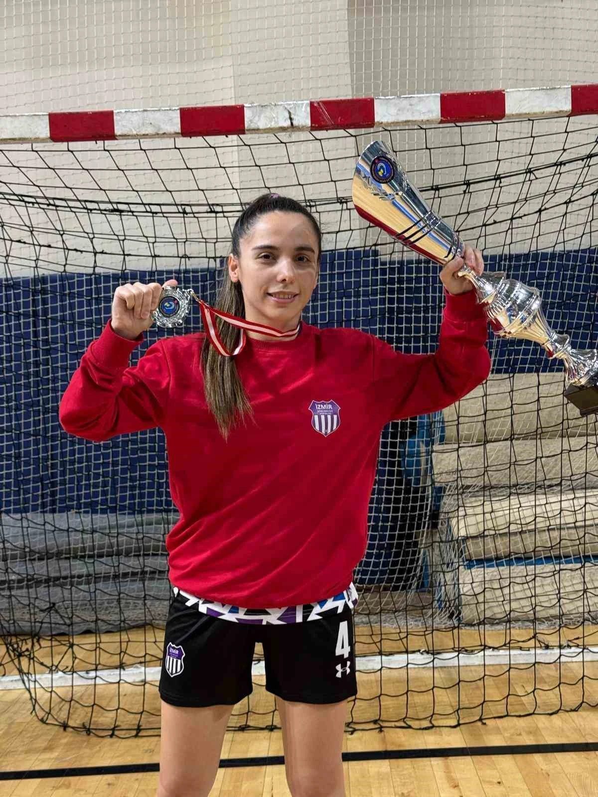 Sporda, sanatta, işte başarı: Sahra Nur engel tanımıyor