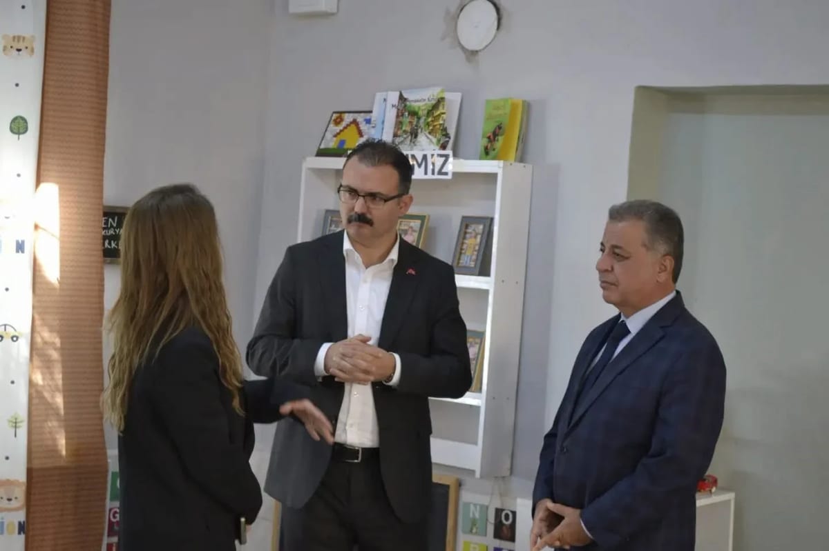 Sultanhisar Kaymakamı Ateş, Demirhan İlkokulu'nda eğitim çalışmalarını inceledi