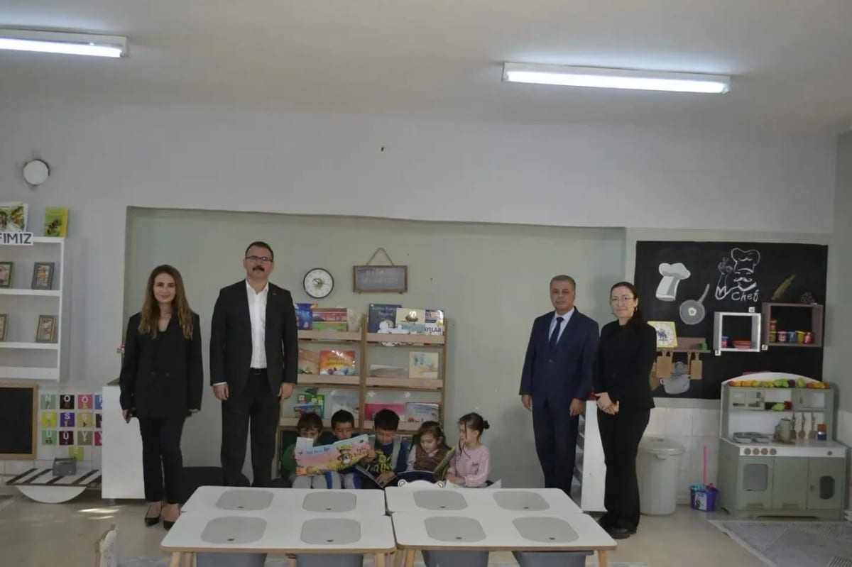 Sultanhisar Kaymakamı Ateş, Demirhan İlkokulu'nda eğitim çalışmalarını inceledi