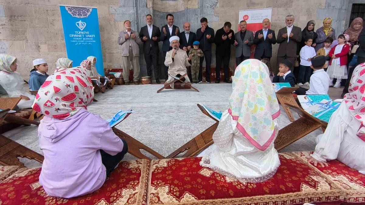 Tokat’ta minikler Osmanlı geleneğiyle eğitime adım attı