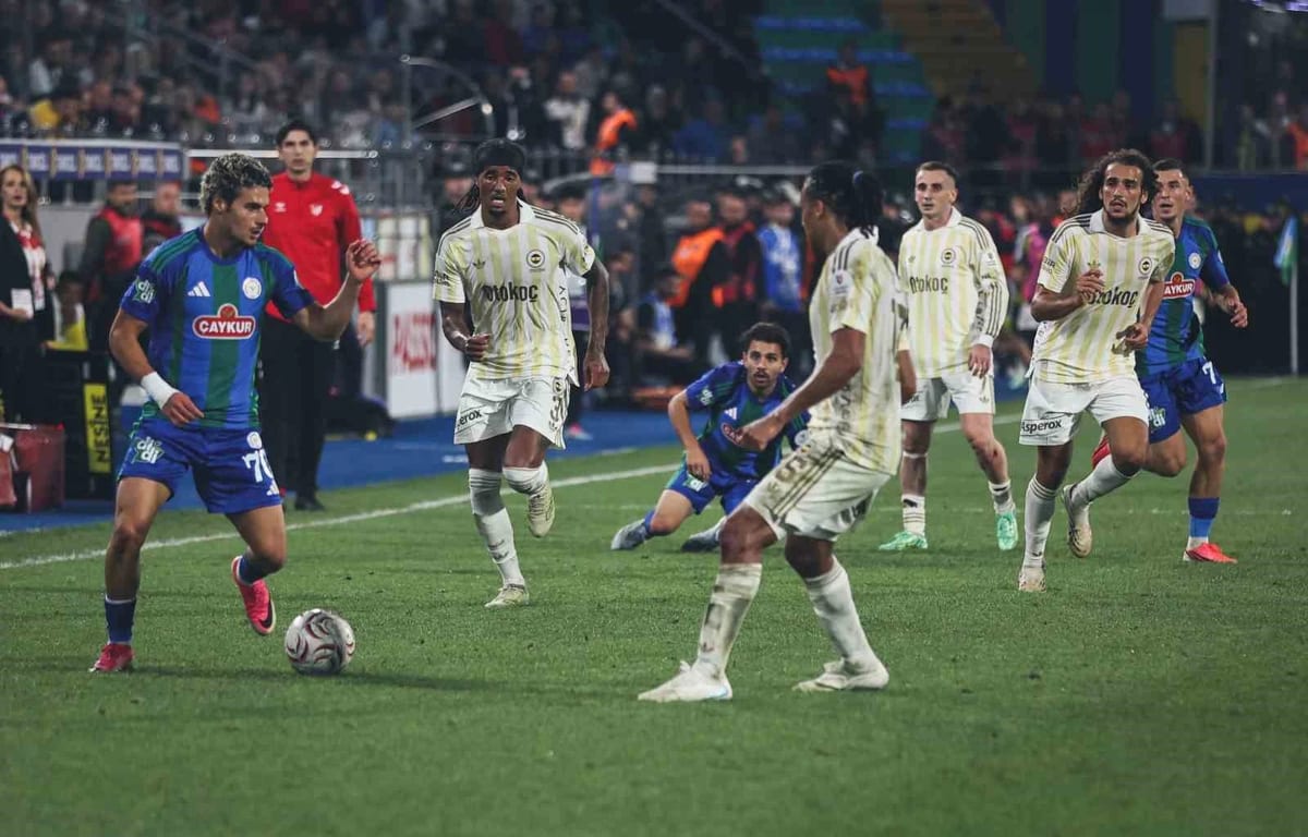 Trendyol Süper Lig: Çaykur Rizespor: 0 - Fenerbahçe: 3 (Maç sonucu)