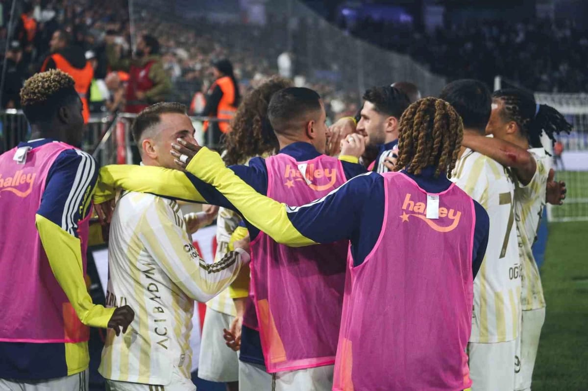 Trendyol Süper Lig: Çaykur Rizespor: 0 - Fenerbahçe: 3 (Maç sonucu)