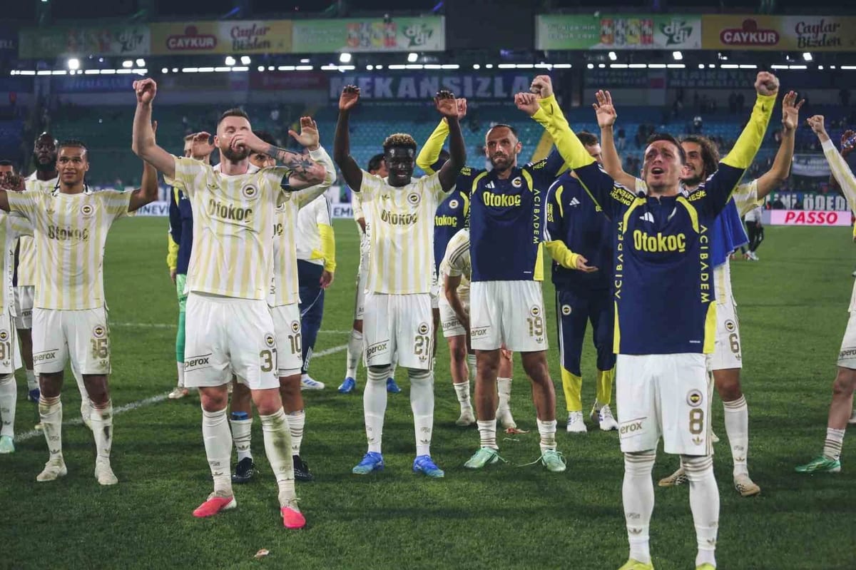 Trendyol Süper Lig: Çaykur Rizespor: 0 - Fenerbahçe: 3 (Maç sonucu)