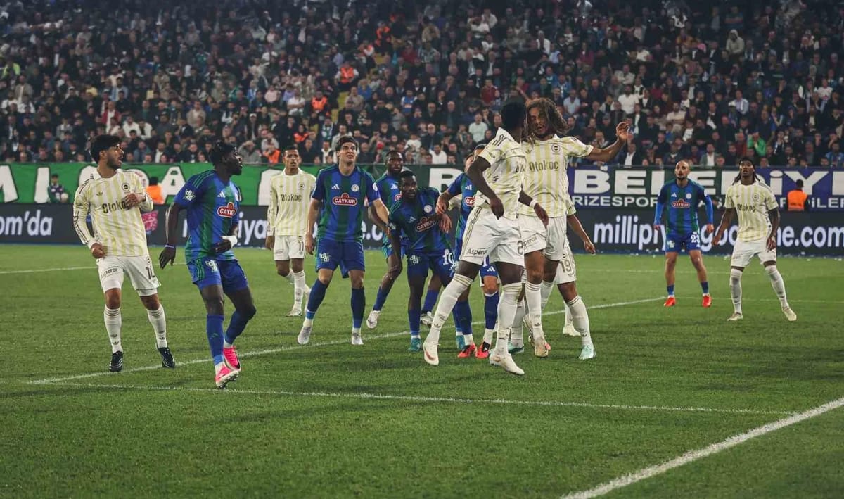 Trendyol Süper Lig: Çaykur Rizespor: 0 - Fenerbahçe: 3 (Maç sonucu)