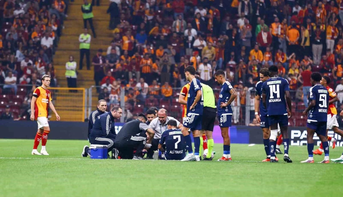 Trendyol Süper Lig: Galatasaray: 1 - Kasımpaşa: 0 (İlk yarı)