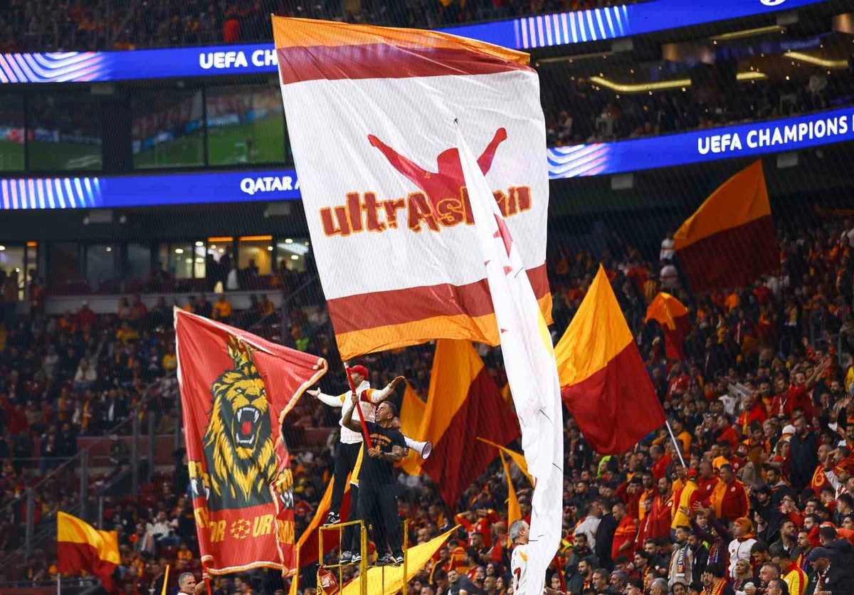 UEFA Şampiyonlar Ligi: Galatasaray: 0 - Barcelona: 0 (Maç devam ediyor)