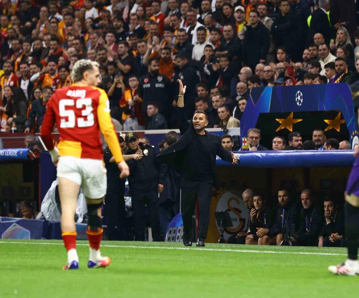UEFA Şampiyonlar Ligi: Galatasaray: 0 - Barcelona: 0 (Maç devam ediyor)