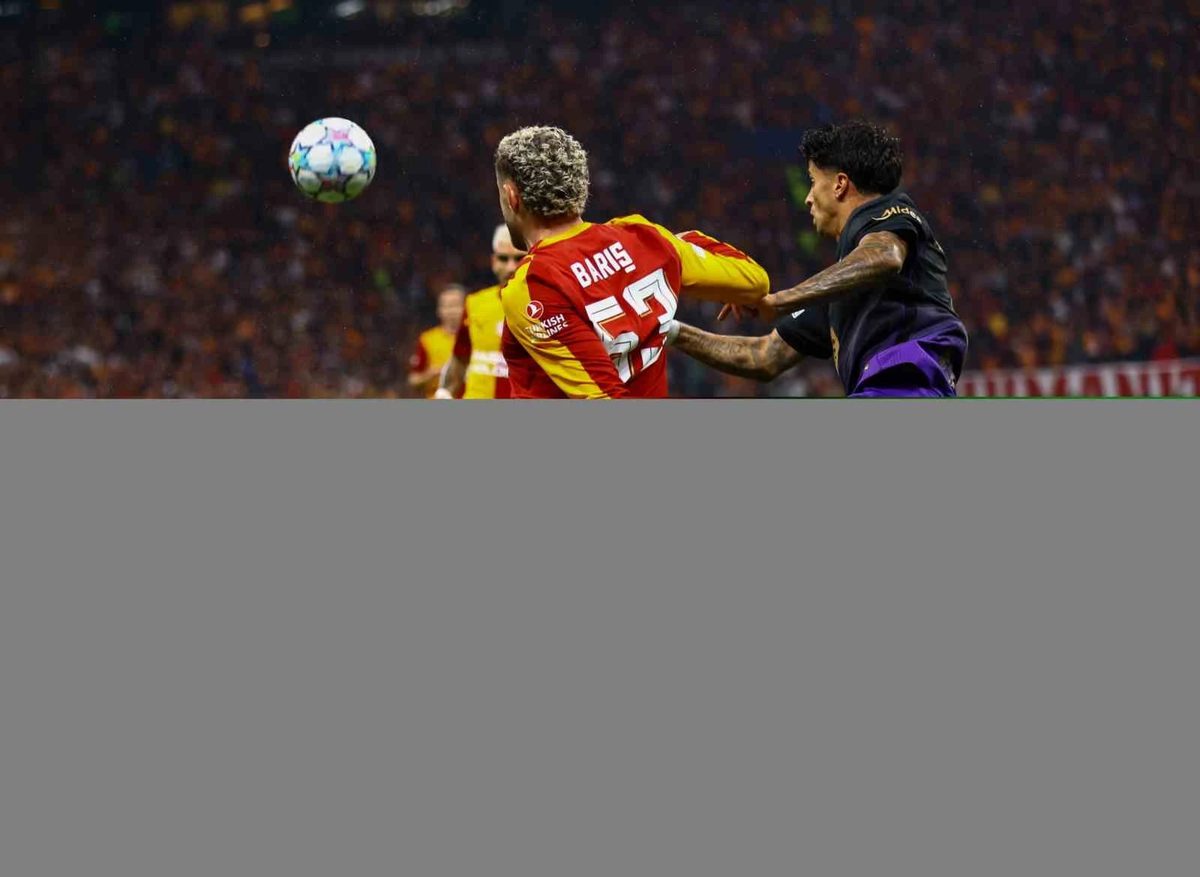 UEFA Şampiyonlar Ligi: Galatasaray: 0 - Barcelona: 0 (Maç devam ediyor)