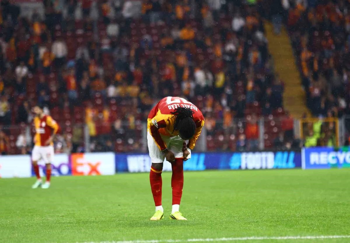 UEFA Şampiyonlar Ligi: Galatasaray: 1 - Barcelona: 4 (Maç sonucu)