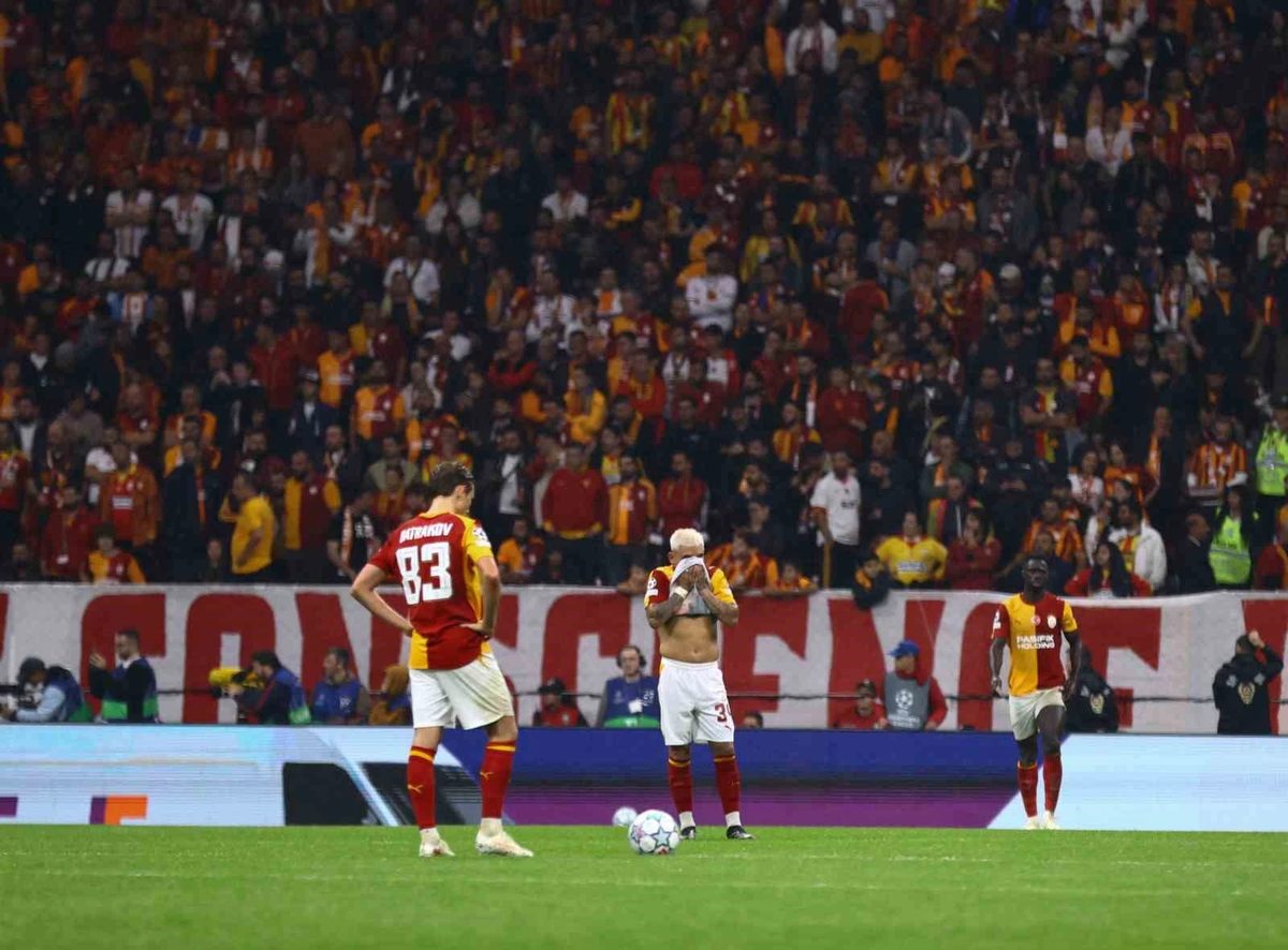UEFA Şampiyonlar Ligi: Galatasaray: 1 - Barcelona: 4 (Maç sonucu)