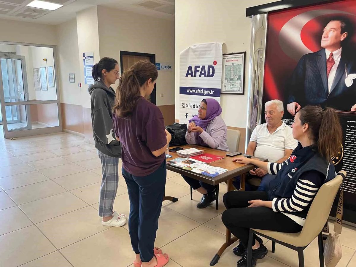 Üniversite öğrencilerine afet farkındalık eğitimleri verildi
