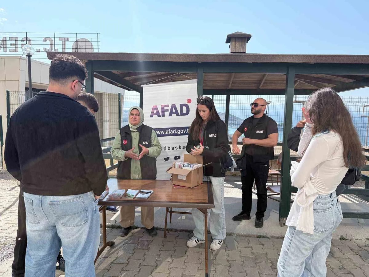 Üniversite öğrencilerine afet farkındalık eğitimleri verildi