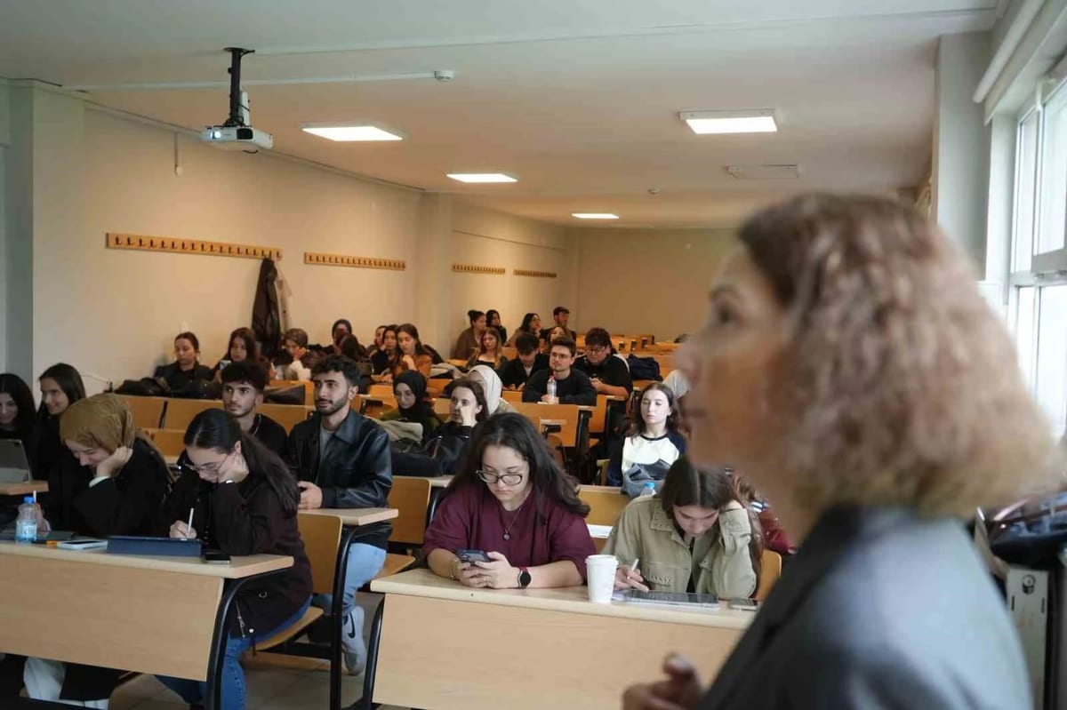 Üniversitelerde yeni dönem: Daha az ders, daha çok proje