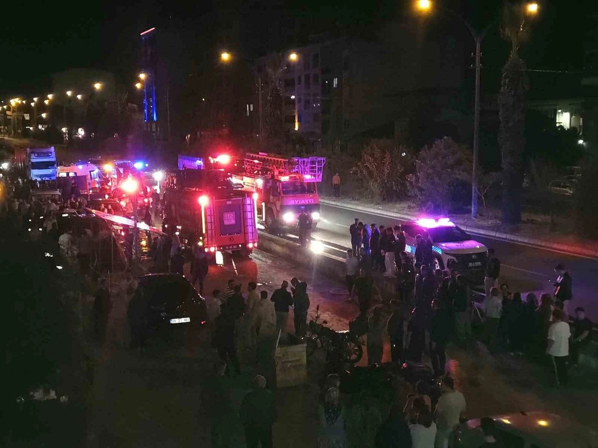 Yangına uykularında yakalandılar: 5 kişi dumandan etkilendi
