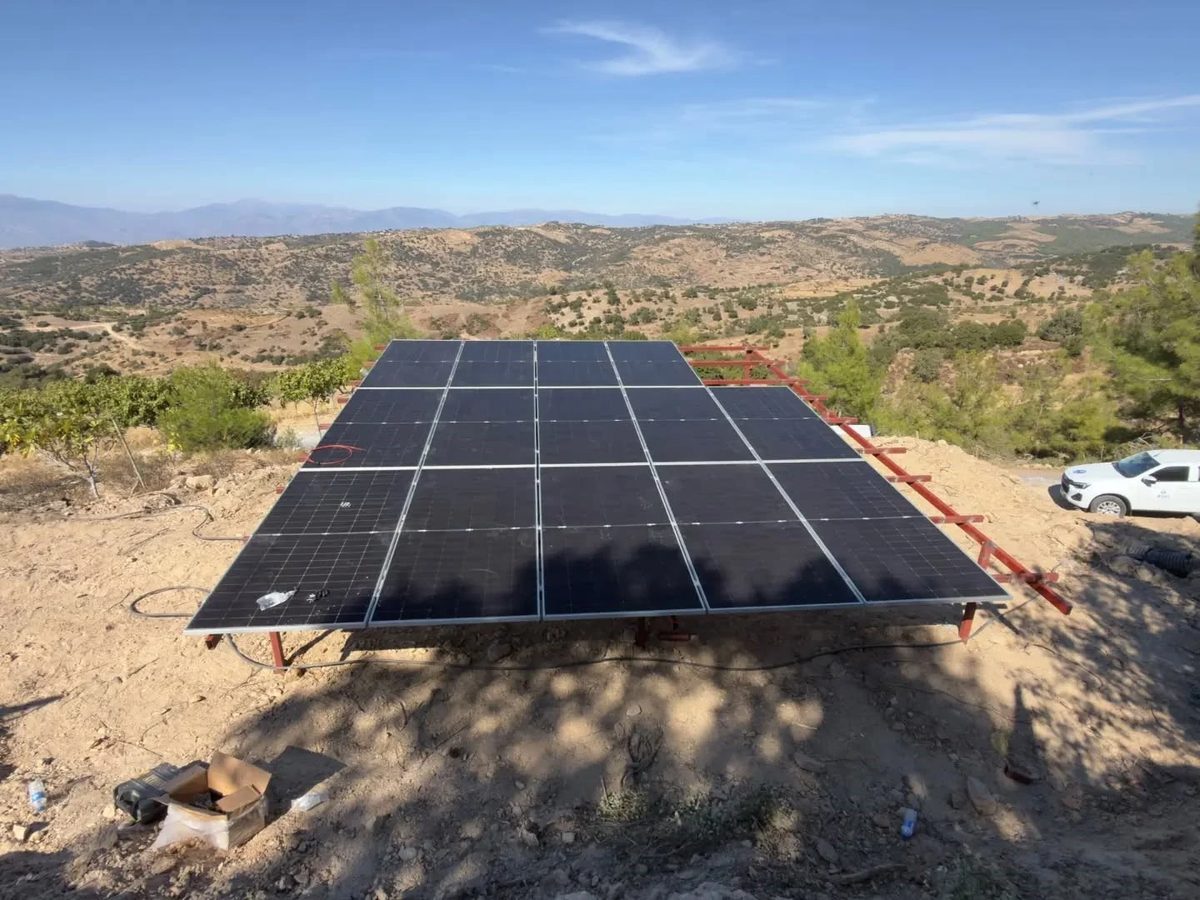 Yenipazar’da sondaj tesisine güneş enerjisi sistemi kuruldu