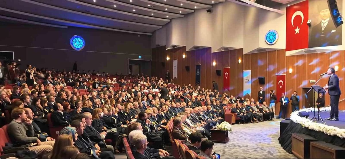 YÖK Başkanı Özvar: "Üniversitelerde müfredatlar sadeleştirilmeli"