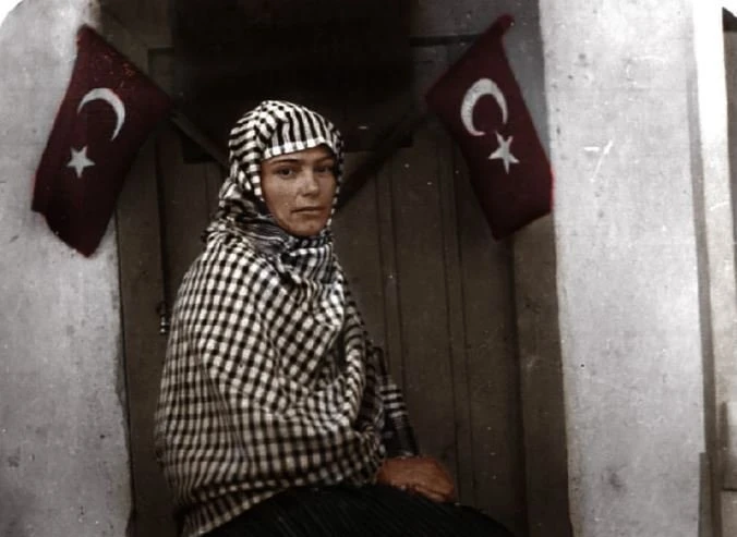 Türkiye’nin İlk Kadın Muhtarı Aydın Karpuzlu’dan Gül Esin