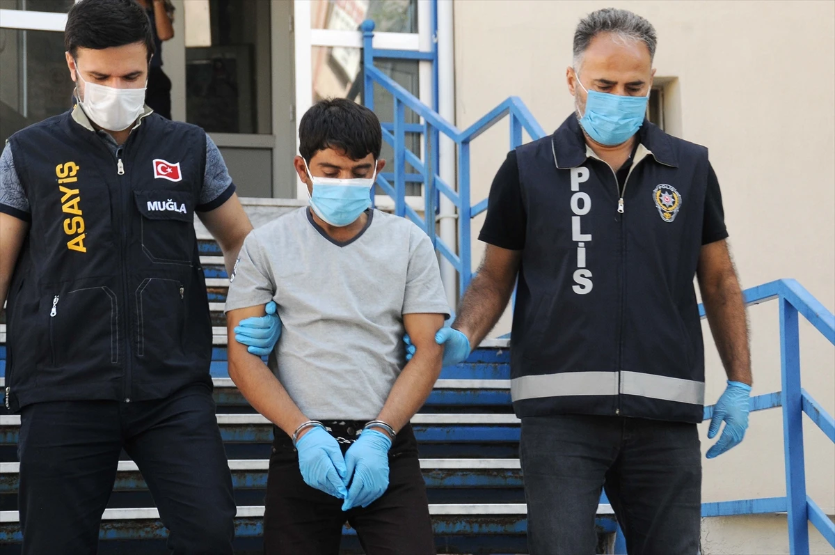 Muğla’da Emekli Savcı, FETÖ Bahanesiyle Kendisini Arayanlara 380 Bin Lirasını Verdi