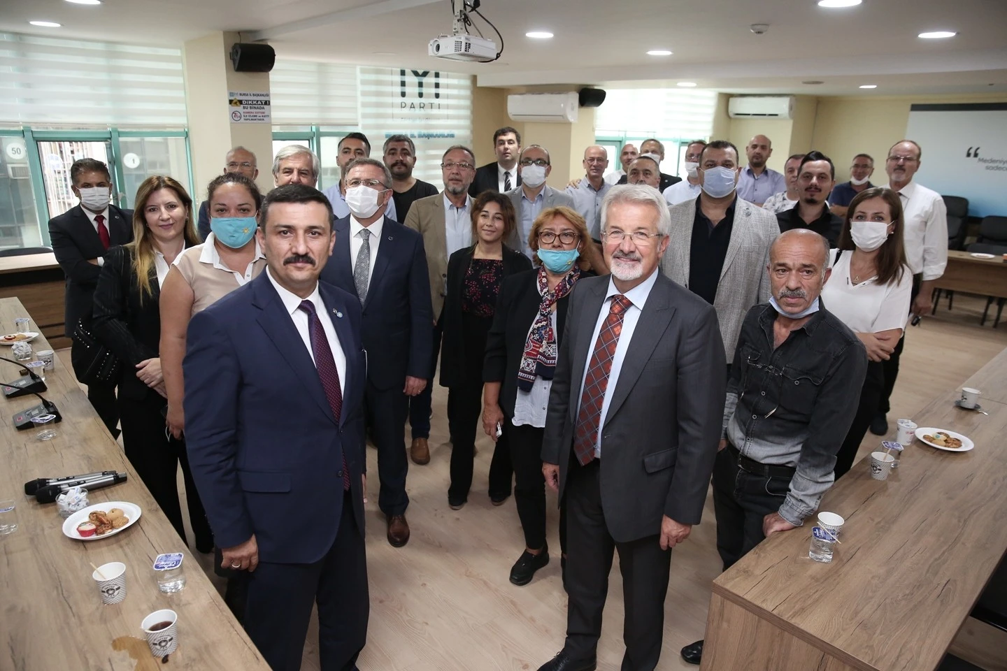 Turgay Erdem’den İYİ Parti’ye ‘Hayırlı Olsun’ Ziyareti