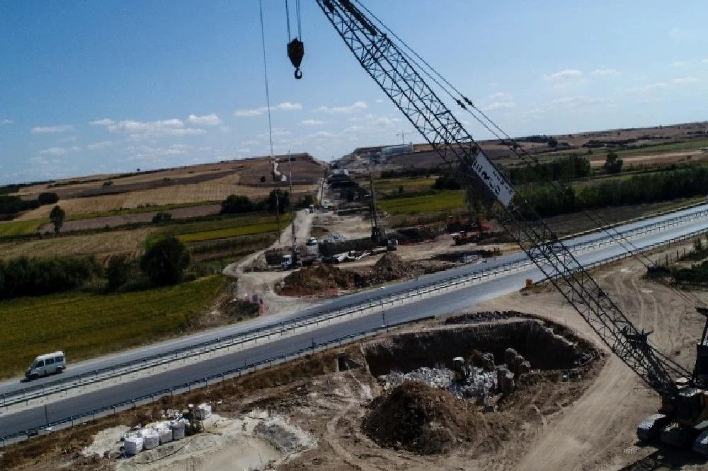 Halkalı-kapıkule Demir Yolu Hattı Projesi’nin Yüzde 20’si Tamamlandı