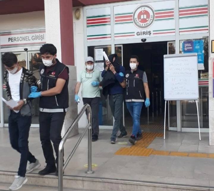 Uyuşturucu Operasyonunda İki Kişi Yakalandı