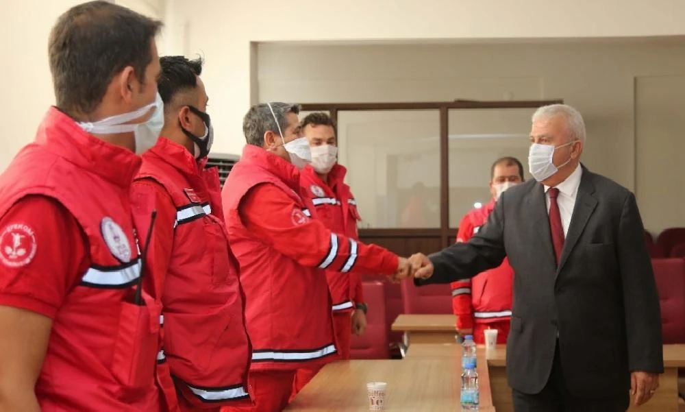 Deprem Profesöründen Başkan Atay’a Teşekkür