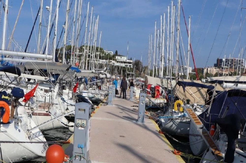 Tsunamiden Zarar Gören Tekne ve Yatlar Kuşadası’na Getirildi