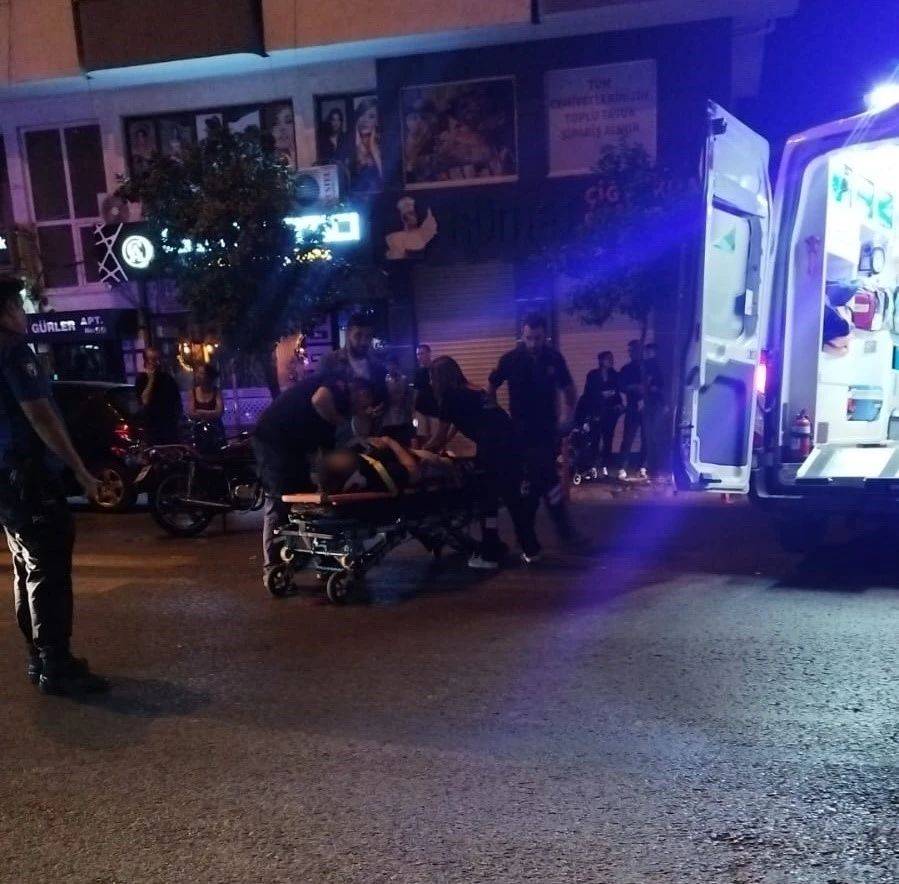 Otomobille Motosiklet Çarpıştı: 1 Yaralı