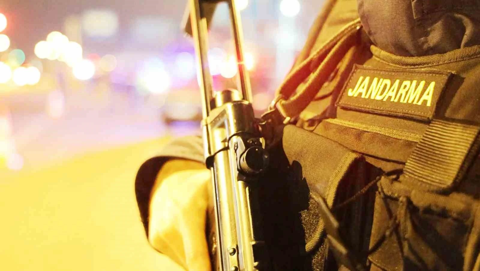 Aksaray’da jandarma KOM, asayiş ve trafik kuş uçurtmuyor